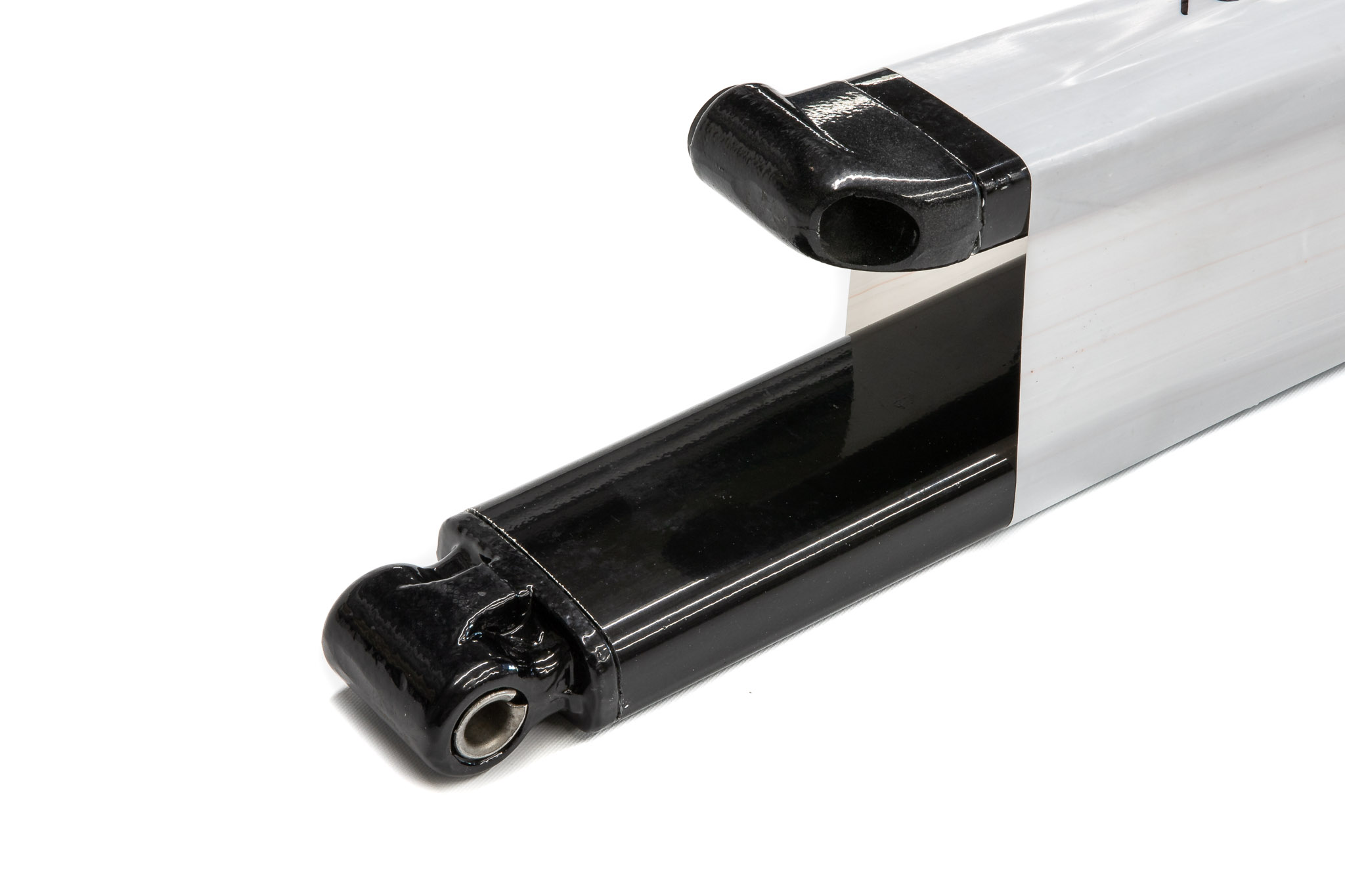 Brazo 1,60 mts Negro